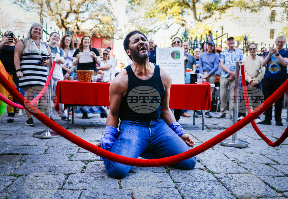 Stella Yelling Contest