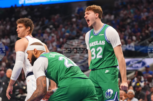 Clippers Mavericks Basketball