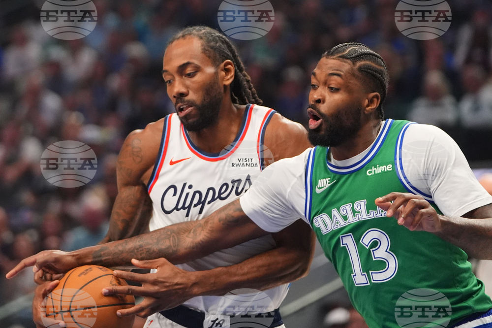 Clippers Mavericks Basketball