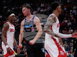 Heat Rockets Basketball
