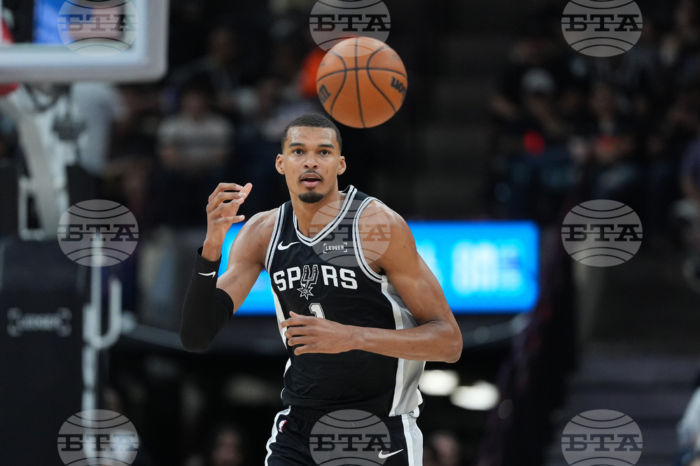 Pacers Spurs Basketball