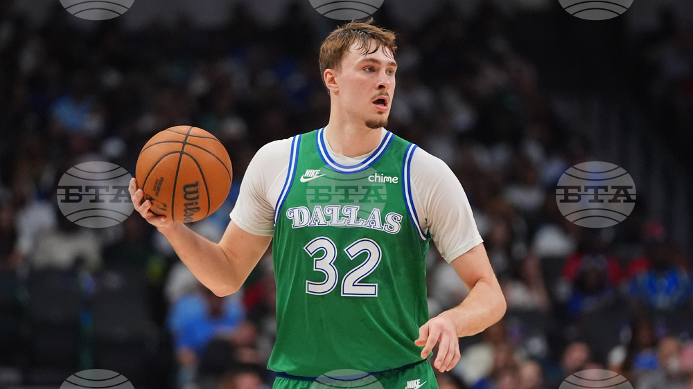 Clippers Mavericks Basketball