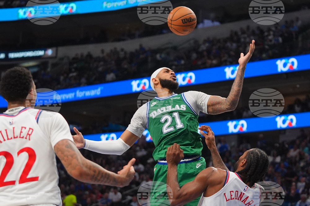 Clippers Mavericks Basketball