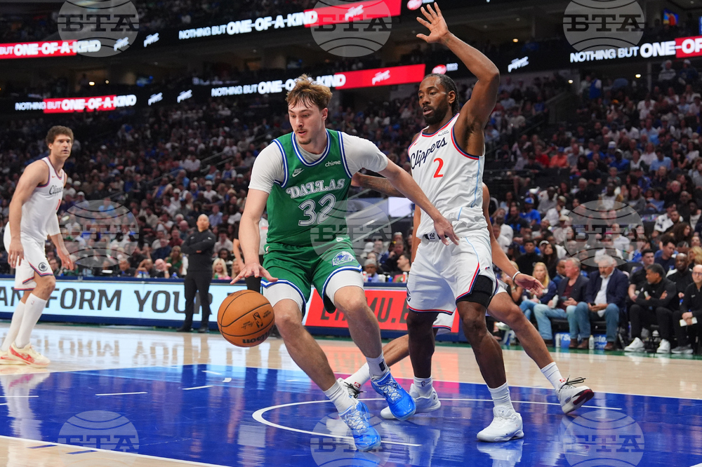 Clippers Mavericks Basketball