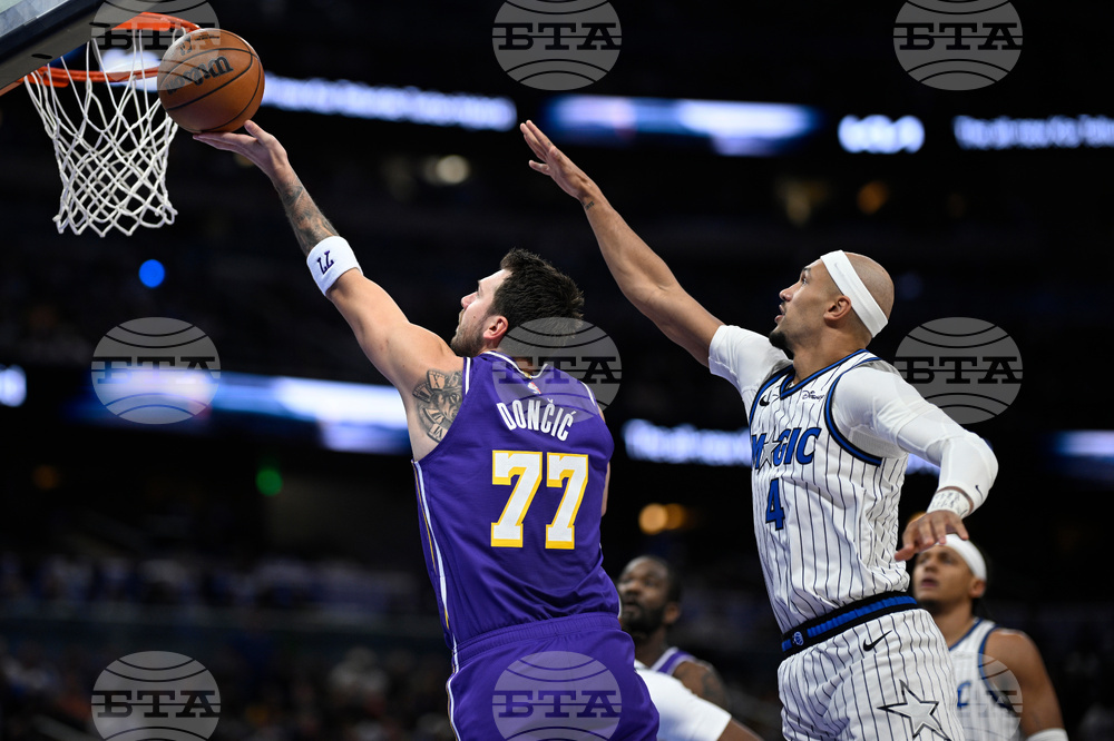 Lakers Magic Basketball