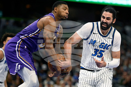 Lakers Magic Basketball