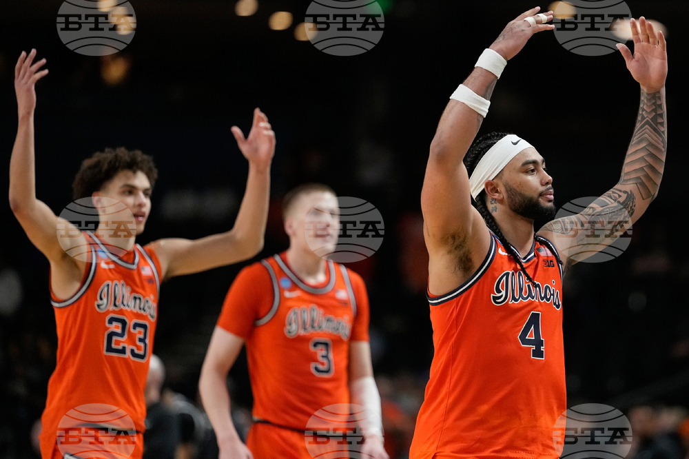 NCAA VCU Illinois Basketball