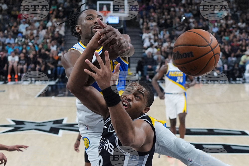 APTOPIX Pacers Spurs Basketball