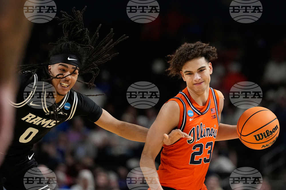 NCAA VCU Illinois Basketball