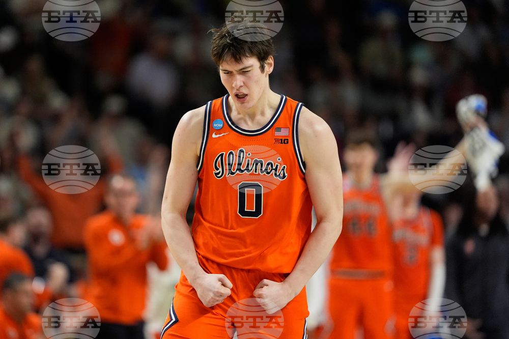 NCAA VCU Illinois Basketball