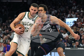 Bucks Suns Basketball