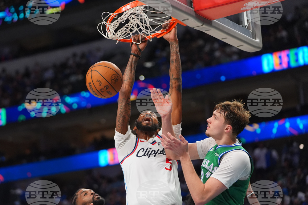 Clippers Mavericks Basketball