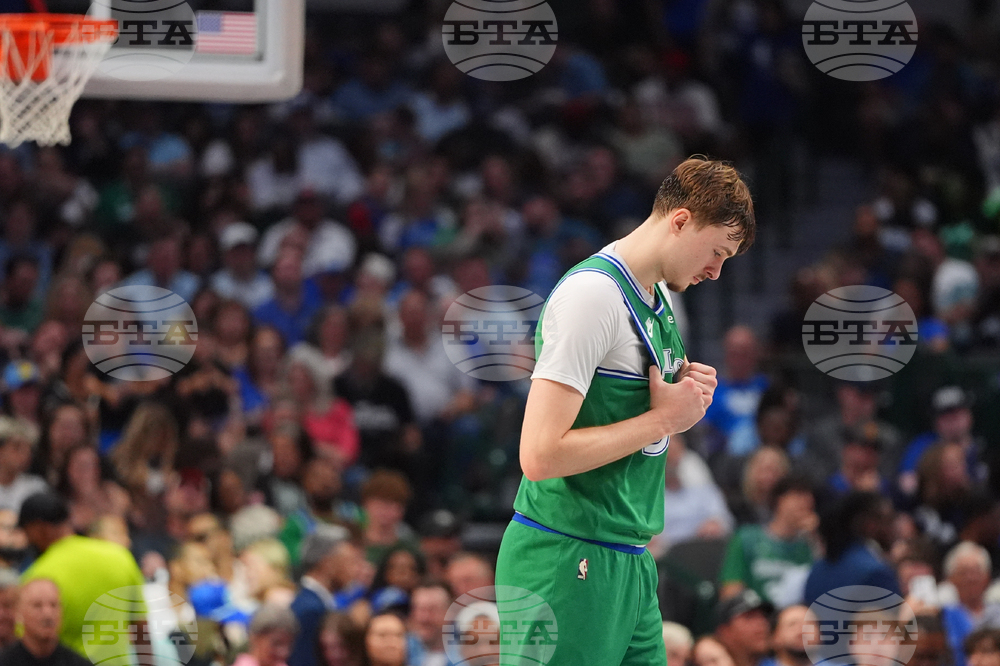 Clippers Mavericks Basketball