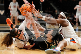 APTOPIX NCAA Colorado Illinois Basketball