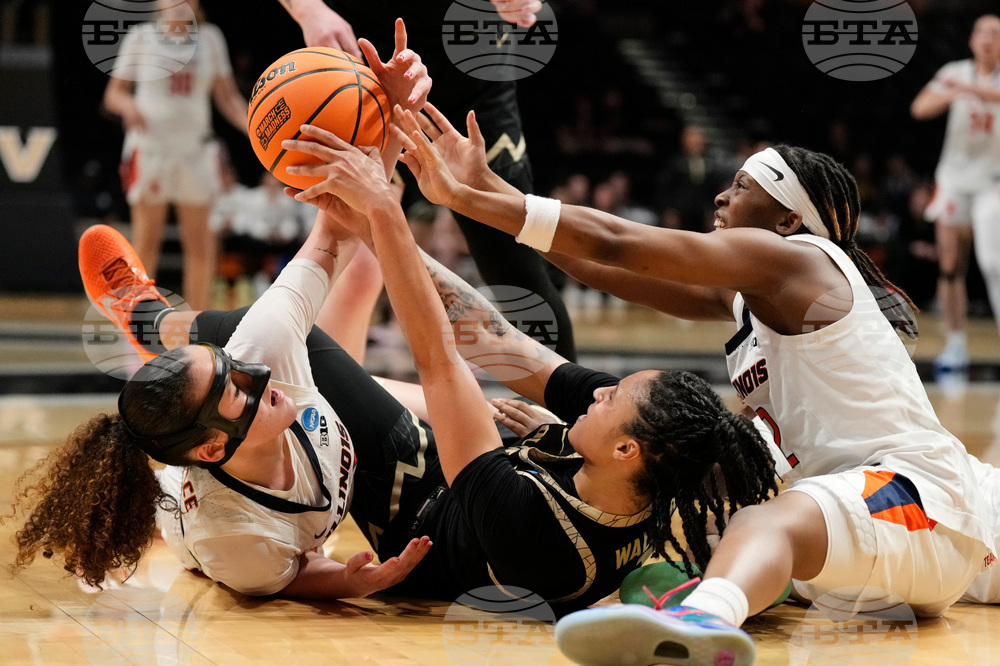 APTOPIX NCAA Colorado Illinois Basketball
