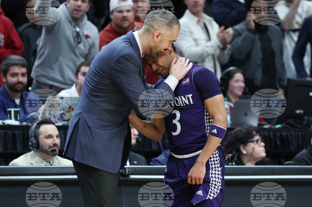 APTOPIX NCAA High Point Arkansas Basketball