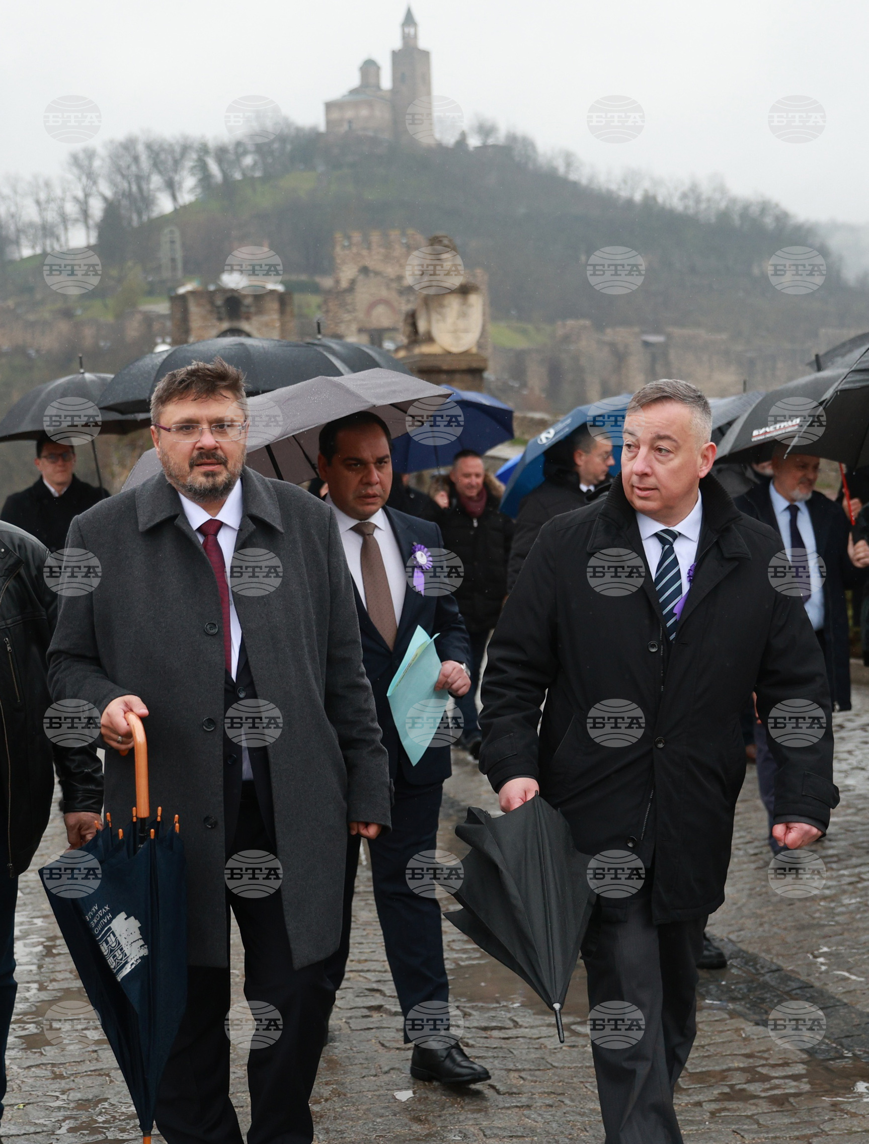 Велико Търново - празник на града - празнично шествие