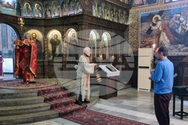 Търговище - неделна служба - храм „Св. Йоан Рилски“