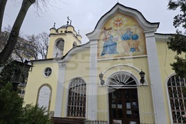 Ловеч - храм „Света Троица“ - неделна служба