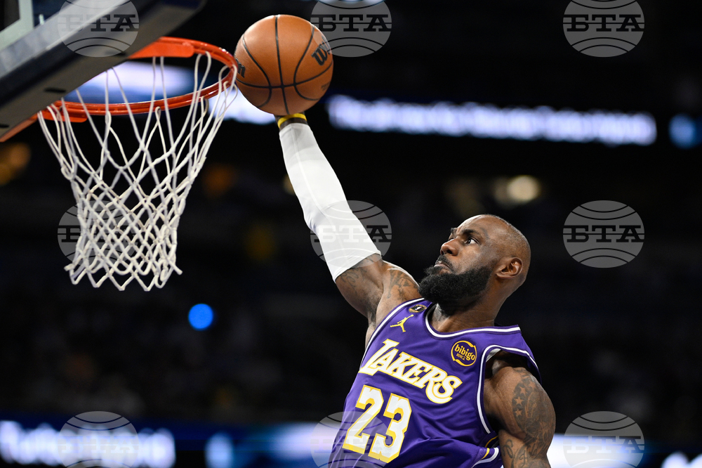 Lakers Magic Basketball