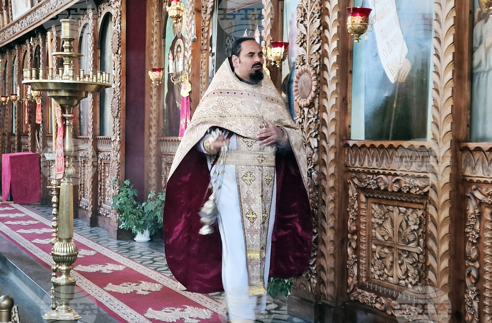 Шумен - неделна служба