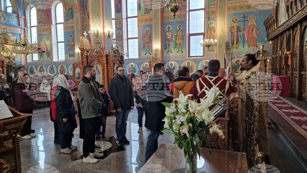 Шумен - неделна служба