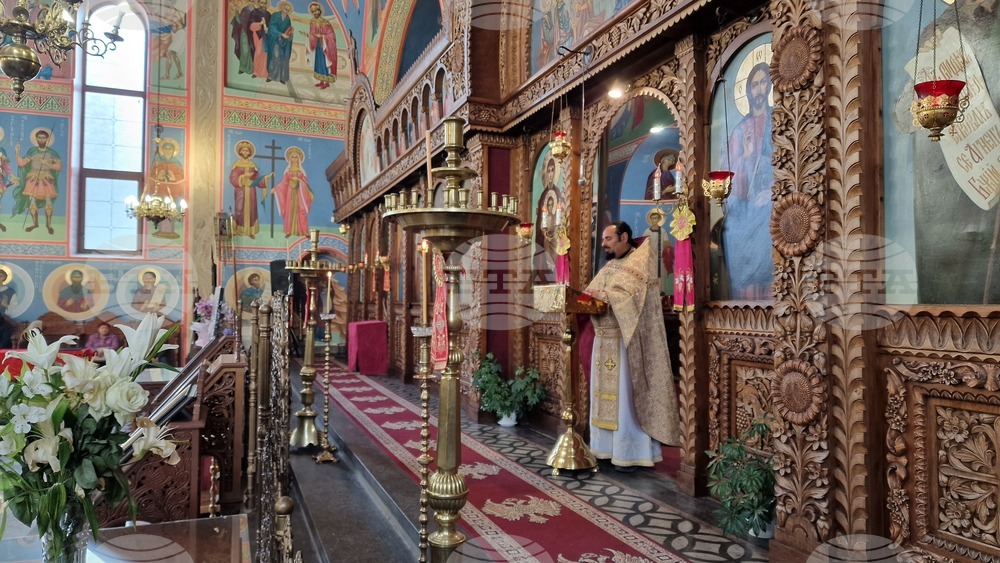 Шумен - неделна служба