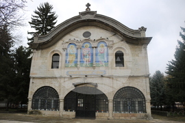 Добрич - храм „Св. Георги“ - неделна служба