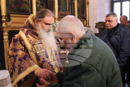 Добрич - храм „Св. Георги“ - неделна служба