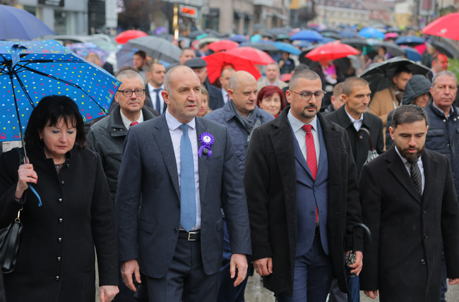 Румен Радев във Велико Търново: „Прогресивна България” не предлага лозунги, а ясни мерки за духовното и материално развитие на страната 