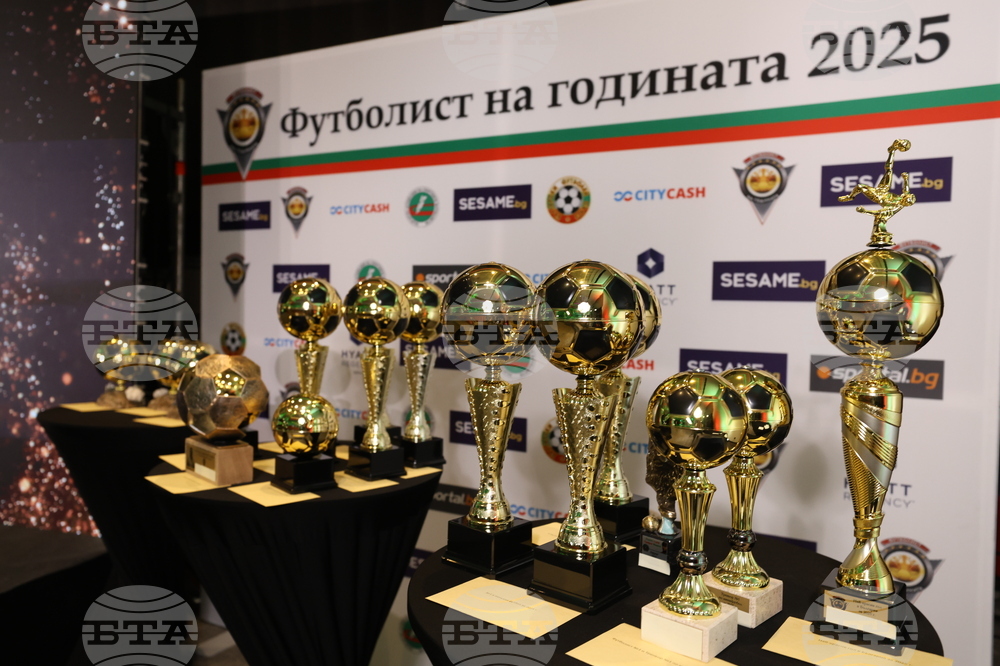 Всички победители в анкетата "Футболист на годината"