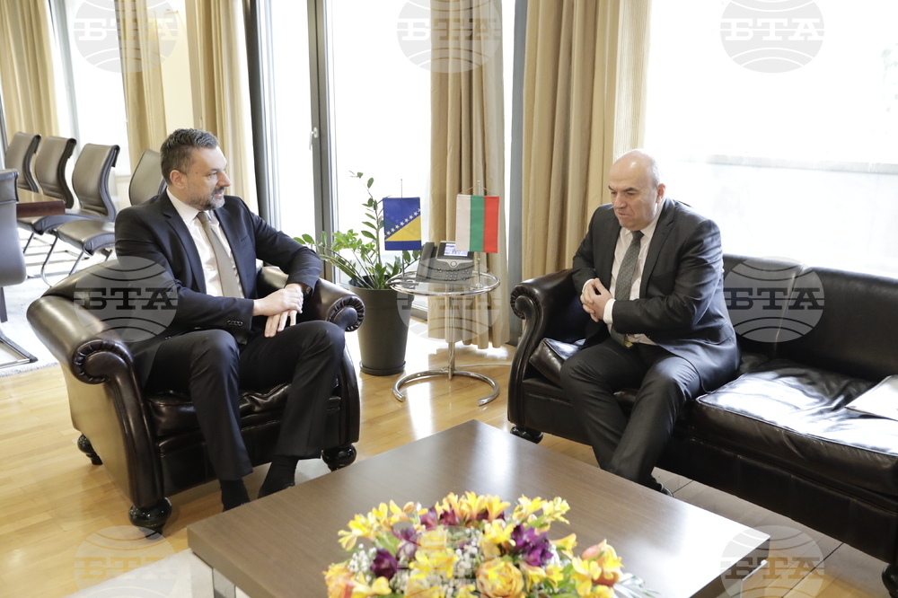 МВнР - Николай Милков - Елмедин Конакович - среща