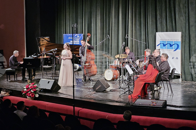  Русе - концерт - „Мартенски музикални дни“ - „Music for a while“