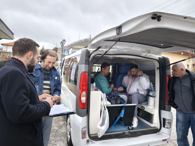 Кандидати на „Продължаваме промяната – Демократична България“ проведоха безплатни медицински прегледи в община Златоград