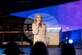 Пловдив - Plovdiv Jazz Fest - Тейлър Ейгсти - Гретчен Парлато