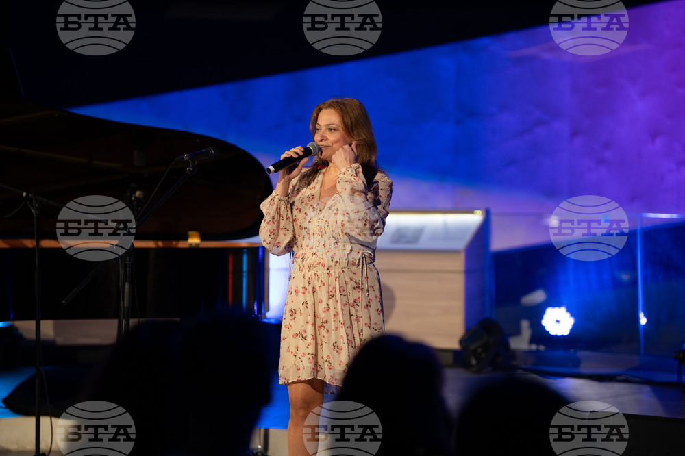 Пловдив - Plovdiv Jazz Fest - Тейлър Ейгсти - Гретчен Парлато