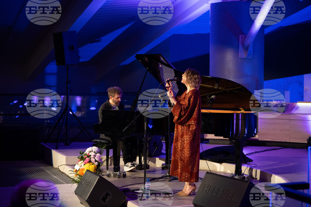 Пловдив - Plovdiv Jazz Fest - Тейлър Ейгсти - Гретчен Парлато