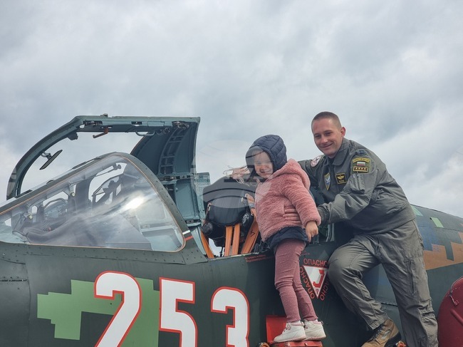 Авиобаза Безмер - Международен ден на авиацията и космонавтиката