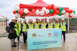 Турция - Посрещане на първия танкер с американски газ за България