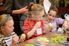 Варна - украински деца - великденски яйца