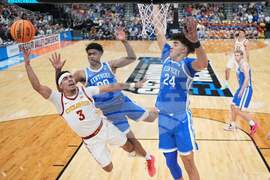 APTOPIX NCAA Kentucky Iowa St Basketball