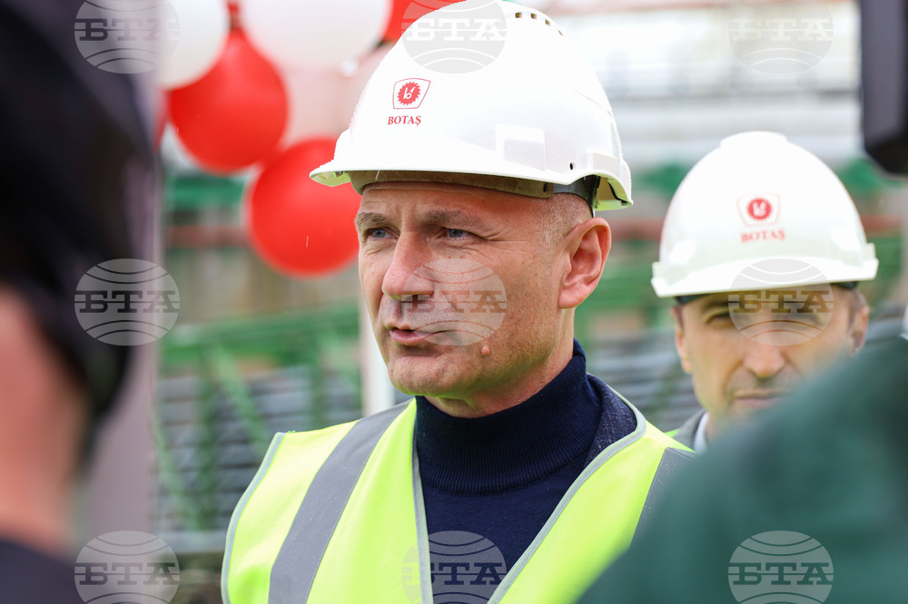Турция - Посрещане на първия танкер с американски газ за България