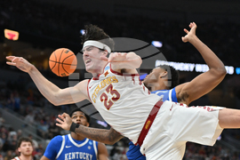 APTOPIX NCAA Kentucky Iowa St Basketball