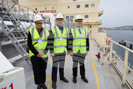 Турция - Посрещане на първия танкер с американски газ за България