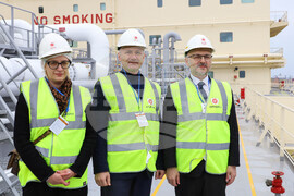 Турция - Посрещане на първия танкер с американски газ за България