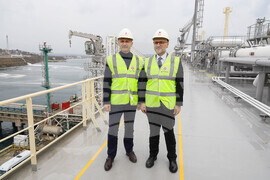 Турция - Посрещане на първия танкер с американски газ за България