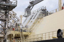 Турция - Посрещане на първия танкер с американски газ за България