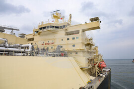 Турция - Посрещане на първия танкер с американски газ за България