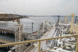 Турция - Посрещане на първия танкер с американски газ за България