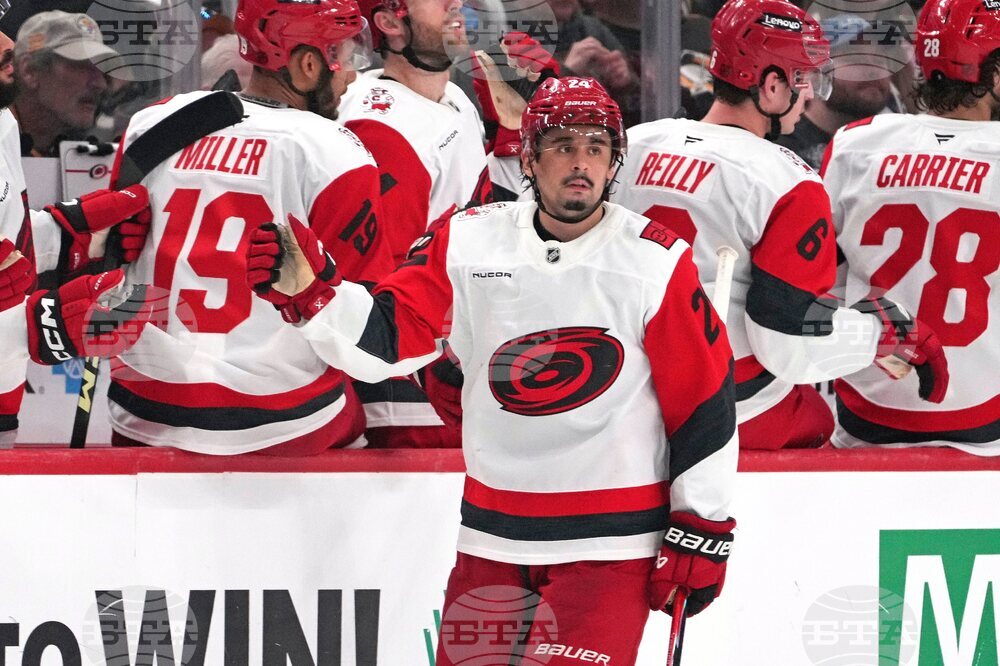 Hurricanes Penguins Hockey